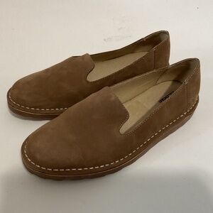 Women’s LL Bean  Stonington Nubuck  Slip-on Tan Suede Loafer, Size 10